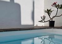 Bazén v ubytování Casa de las Flores - Hotel Boutique Lanzarote nebo v jeho okolí