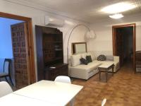Posedenie v ubytovaní Apartamentos Toledo Casa Galería de los Aljibes