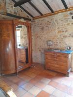 Plán poschodí v ubytovaní La petite maison bleue avec piscine