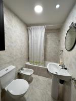 A bathroom at Entre Montaña y Río Unquera