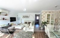 TV a/nebo společenská místnost v ubytování Ático Deluxe - Gran terraza con vistas panorámicas - Piscina - PARKING GRATIS