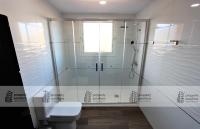 Koupelna v ubytování Ático Deluxe - Gran terraza con vistas panorámicas - Piscina - PARKING GRATIS