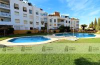Bazén v ubytování Ático Deluxe - Gran terraza con vistas panorámicas - Piscina - PARKING GRATIS nebo v jeho okolí