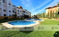 Bazén v ubytování Ático Deluxe - Gran terraza con vistas panorámicas - Piscina - PARKING GRATIS nebo v jeho okolí