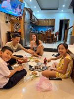 Επισκέπτες που μένουν στο Phuoc Dat Riverside Homestay Hoi An