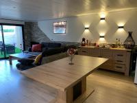 Posedenie v ubytovaní Joli Loft dans Villa à Cornas