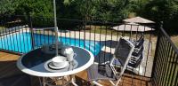 Basen w obiekcie Superb contemporary 2 bed villa +private pool lub w pobliżu