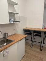 Kuchyň nebo kuchyňský kout v ubytování Art Atelier Apartments