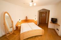 Posteľ alebo postele v izbe v ubytovaní Hotel Fior Di Bosco