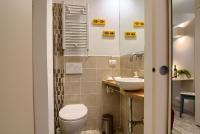 A bathroom at La Chicca Pontevecchio