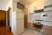 Kuchyň nebo kuchyňský kout v ubytování Apartments Petrovic