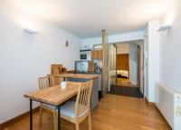 Kuchyň nebo kuchyňský kout v ubytování Tenderia apartment by People Rentals