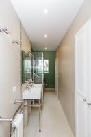 Plan piętra w obiekcie Large Apartment For A Family 2 Adults Max!