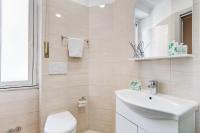 A bathroom at BDC - Prestige 3Bdr 3Bath in Monti District