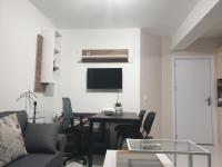 TV a/nebo společenská místnost v ubytování New The Twins Varna Two-Bedroom, Apt 5 at 15 Tsani Ginchev Street, floor 3