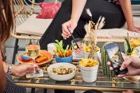 Φαγητό σε αυτό το ξενοδοχείο ή κάπου εκεί κοντά