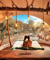 Příroda nedaleko luxury tent