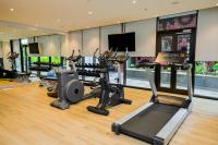 Crowne Plaza - Dar Es Salaam by IHGにあるフィットネスセンターまたはフィットネス設備