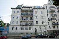 Budova, v ktorej sa apartmán nachádza