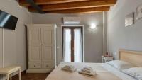 A bed or beds in a room at Cascina Volta