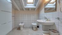 A bathroom at Cascina Volta