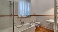 A bathroom at Cascina Volta