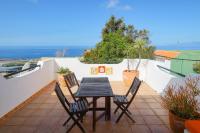 A general sea view or a sea view taken from the holiday home