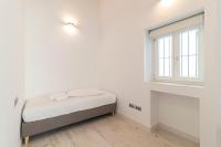 A bed or beds in a room at Allo Apartments San Roque 2ºA