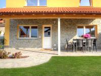 Budynek, w którym mieści się apartament