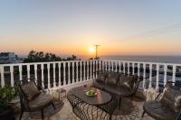 Balkon lub taras w obiekcie Amarie House with Sea View & Sunset View