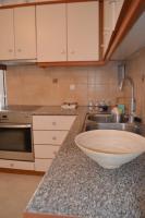 Kuchyňa alebo kuchynka v ubytovaní Anastasias apartment tripoli