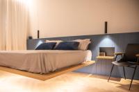 Łóżko lub łóżka w pokoju w obiekcie S1 Luxury Suites and Rooms