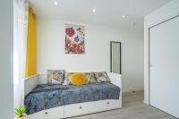 Łóżko lub łóżka w pokoju w obiekcie Plage Catalans:Studio entre la mer & le Parc Pharo