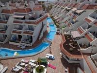 The swimming pool at or close to Penthouse ar okeana skatu