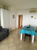 Posedenie v ubytovaní Taormina Bella Vista Apartment in center with pool by Taormina Holidays