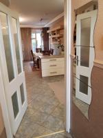 Plán poschodí v ubytovaní Ede Apartman
