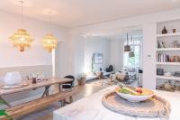 Posedenie v ubytovaní Appartement Design 5 stars Avec Terrasse Et Parking Cannes by Halldis