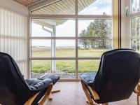 Posezení v ubytování Three-Bedroom Holiday home in Vrådal