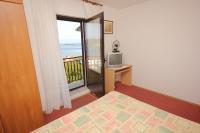Posteľ alebo postele v izbe v ubytovaní Apartment Vis 8448a