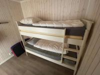 Postel nebo postele na pokoji v ubytování 6 person holiday home in Rubbestadneset
