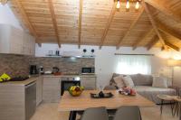 Kuchnia lub aneks kuchenny w obiekcie Selinitsa Stone Studio - Mani Seaview Retreat