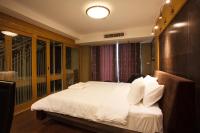 Postel nebo postele na pokoji v ubytování 2bedrooms3baths Bkk Downtown Near Asoke Btsmrt