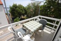 Balkón alebo terasa v ubytovaní Apartments by the sea Nerezine, Losinj - 3479
