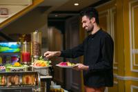 Jídlo v hotelu nebo okolí