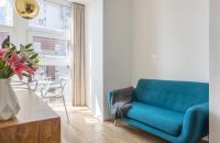 Posedenie v ubytovaní Sunlit 1 Bedroom Apt Via Pirelli