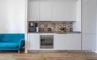 Kuchyňa alebo kuchynka v ubytovaní Sunlit 1 Bedroom Apt Via Pirelli