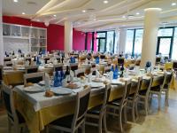 Reštaurácia alebo iné gastronomické zariadenie v ubytovaní Hotel Pina Ristorante