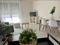 TV a/nebo společenská místnost v ubytování Apartamentos El Piquillo en Cadalso de los Vidrios