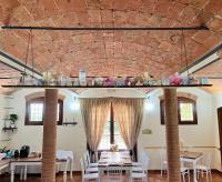 A seating area at Agriturismo Sabidor