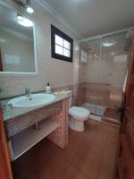Kúpeľňa v ubytovaní Bungalow Santa Fe bien ubicado